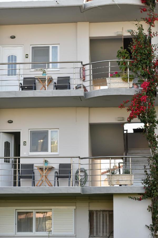 Dinos Studios Paralia Kanaliou Exterior photo